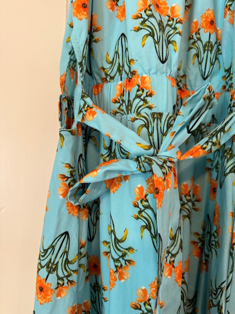 Dress - Picture 3 of 6